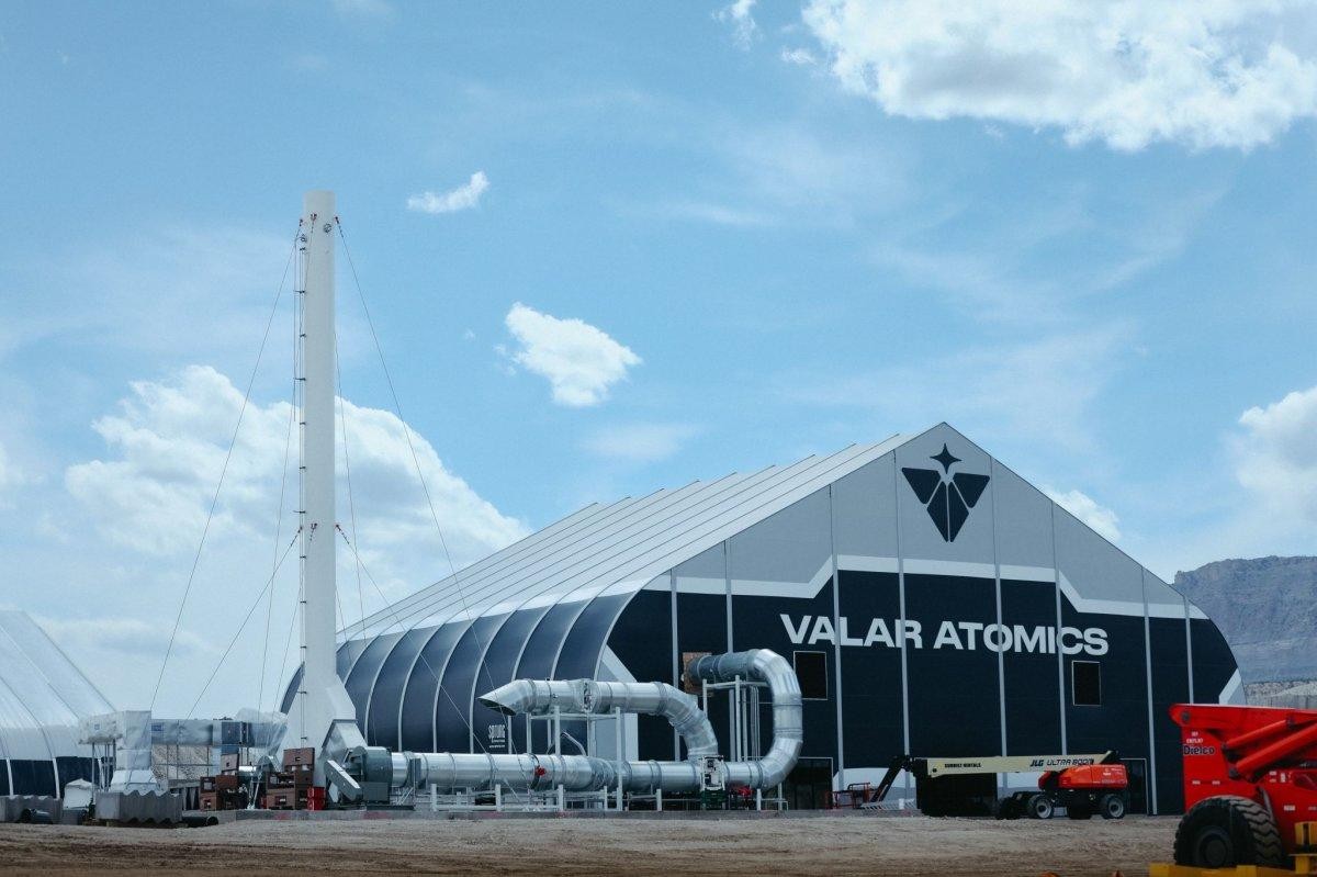 Американская компания Valar Atomics планирует развернуть 456 газоохлаждаемых ядерных реакторов в штате Юта: создание выделенной системы электроснабжения мощностью 9,6 ГВт для суперкомпьютерного центра обработки данных