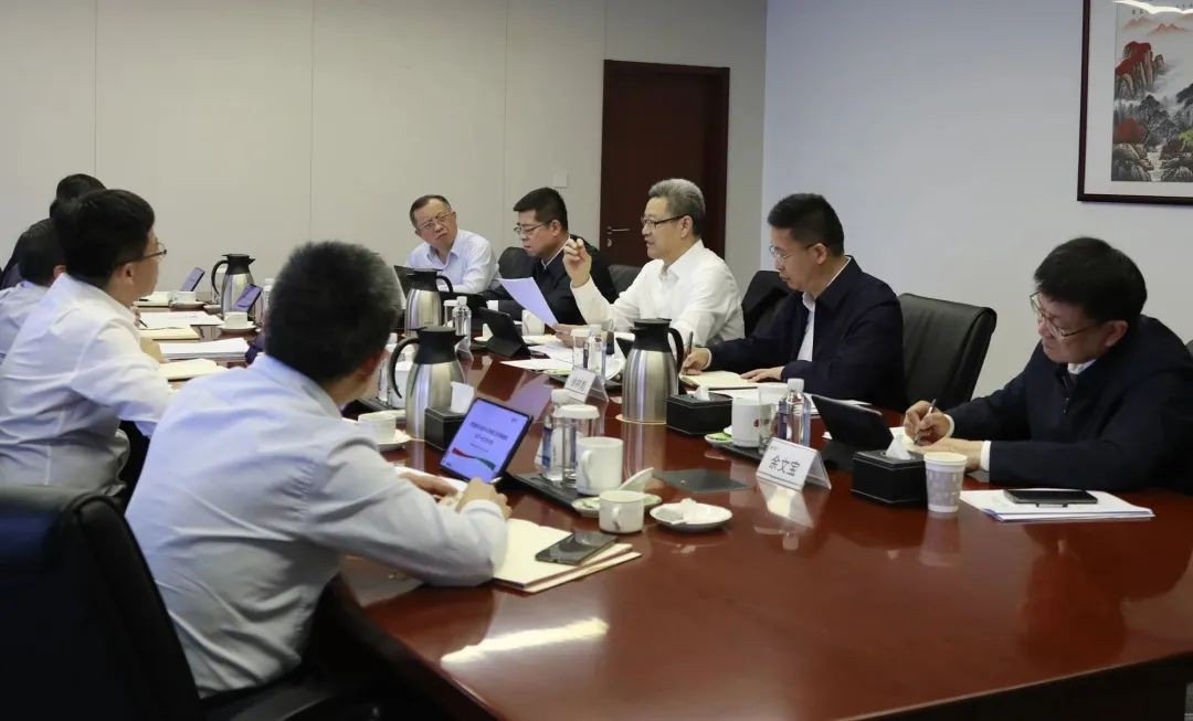钱智民主持召开专家委工作座谈会
