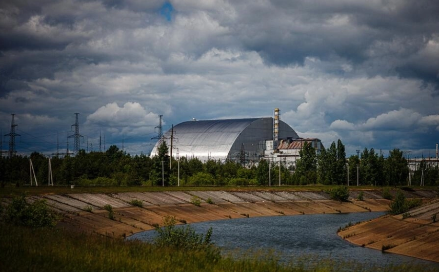 Germany pledges assistance in repairing the damaged reactor containment at the Chernobyl Nuclear Power Plant