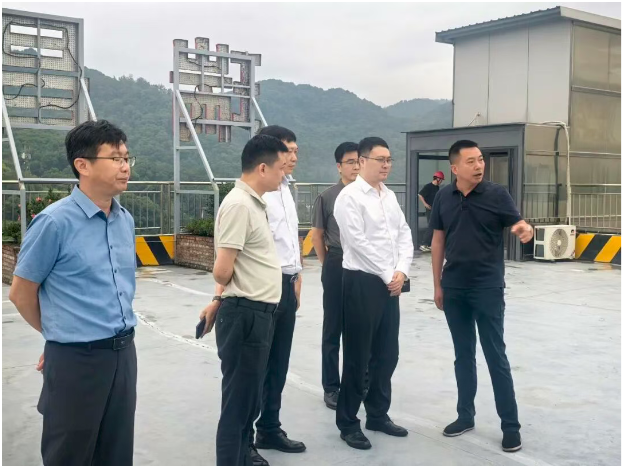 Baiyunshan Xike se rend à Jiujiang, dans le Jiangxi, pour examiner la coopération sur la chaîne industrielle de la médecine nucléaire