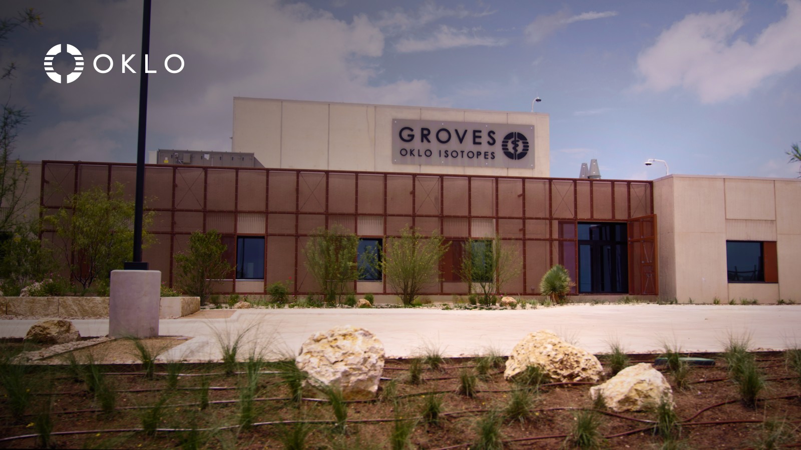Исследовательский реактор для производства изотопов Grove компании Oklo достиг первой критичности