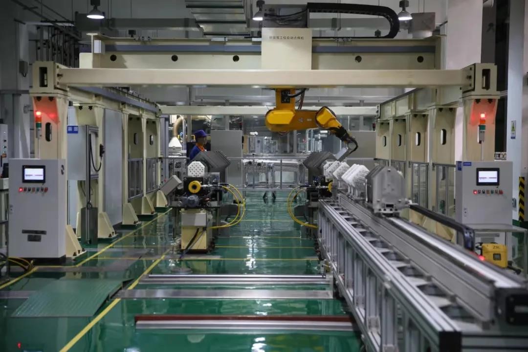 我国最大压水堆核电站燃料元件生产线：时代热血在这里流淌