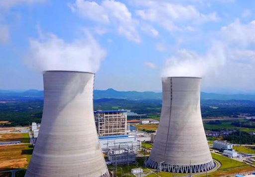 ​欧盟释放不废核信号，法国松一口气，紧急计划新建6座核反应堆