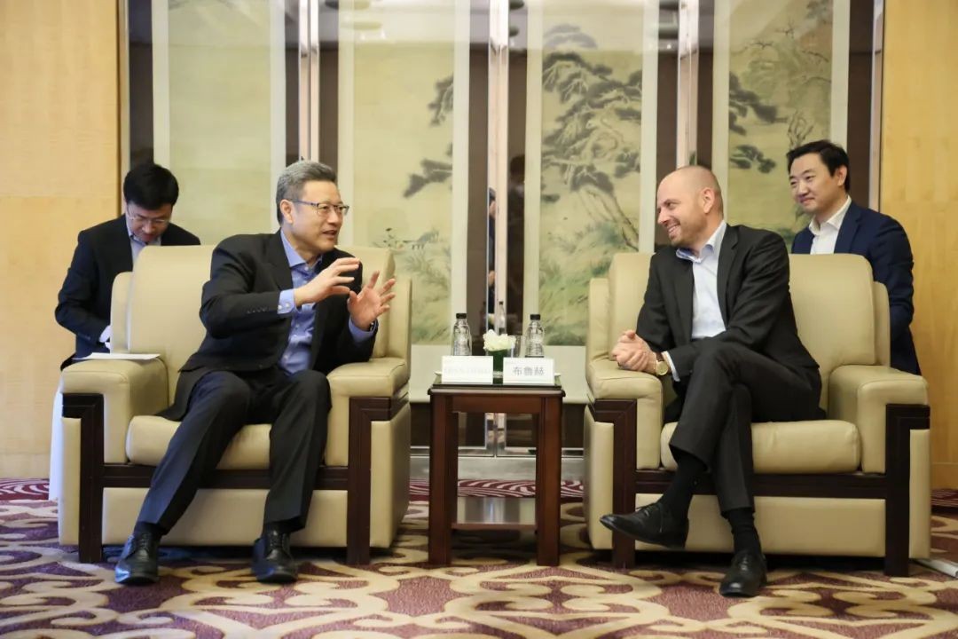 国家电投党组书记、董事长钱智民会见西门子能源总裁兼首席执行官布鲁赫