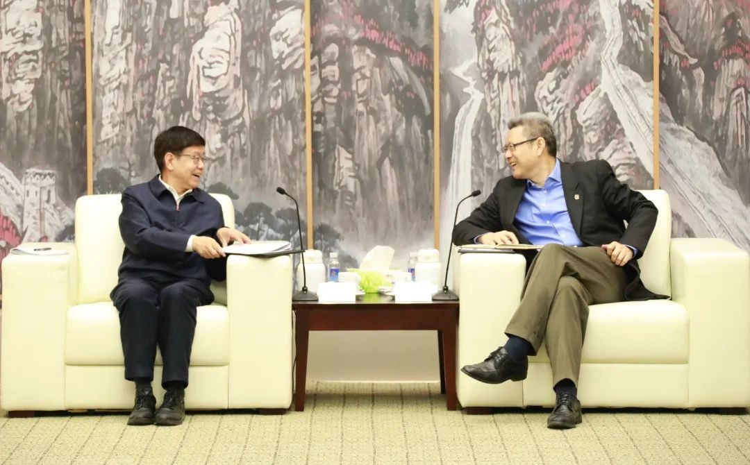 国家电投党组书记、董事长钱智民会见中国一重党委书记、董事长刘明忠