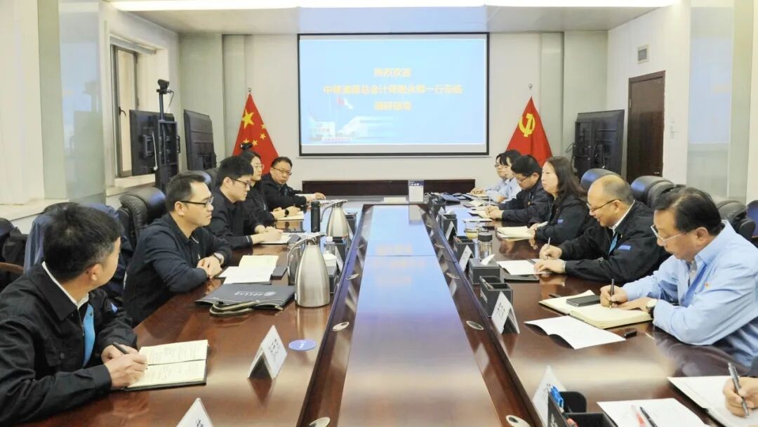 中核浦原总会计师谢永辉到西核设备调研指导工作
