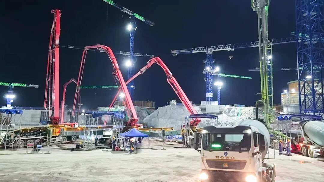 浙江金七门核电2号机组常规岛筏基底板浇筑完成